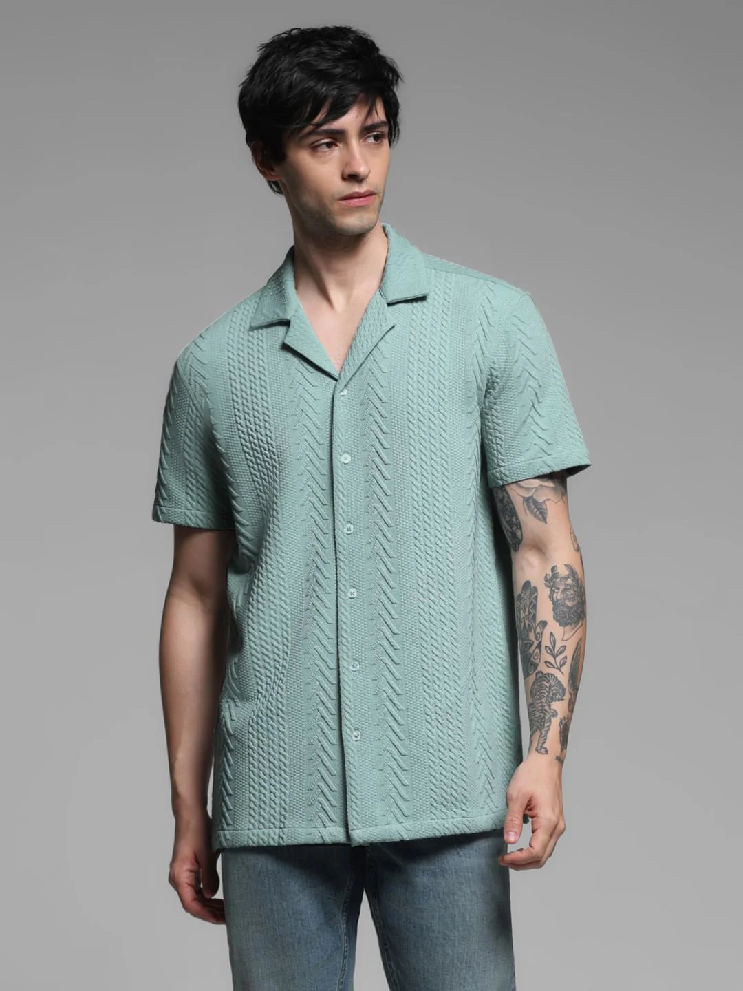 Green Textured Short Sleeves Shirt - Image 2