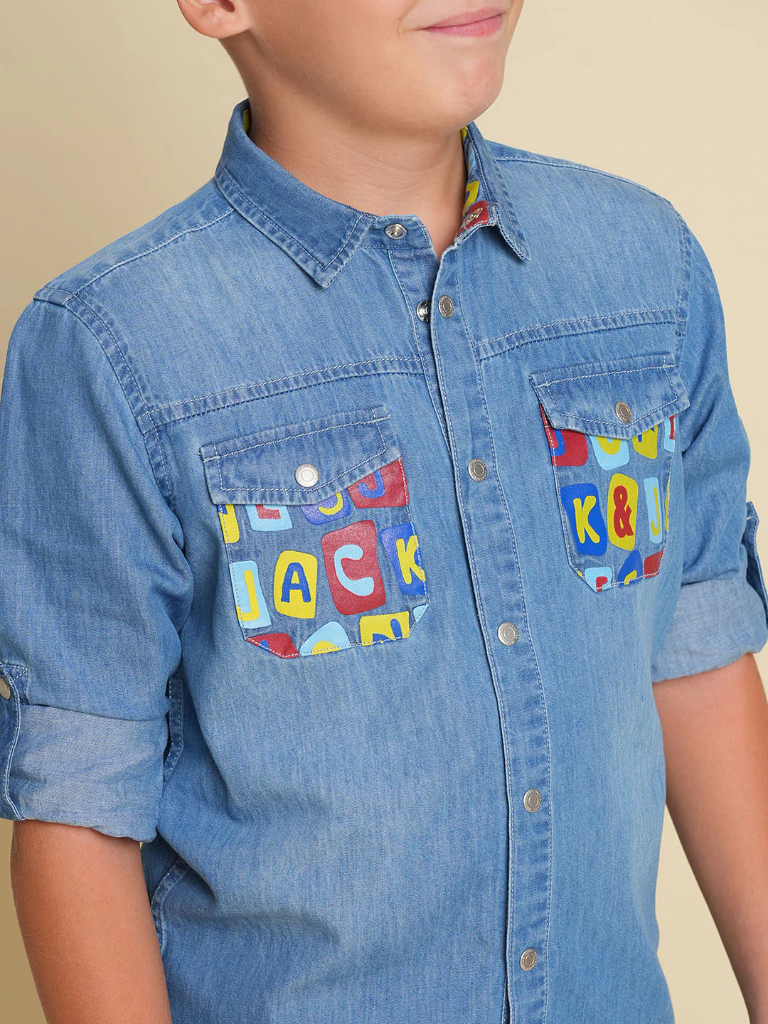 Boys Blue Printed Pockets Denim Shirt - Image 6