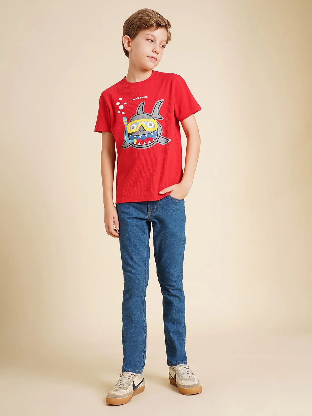 Boys Red Interactive Graphic Print T-shirt - Image 5