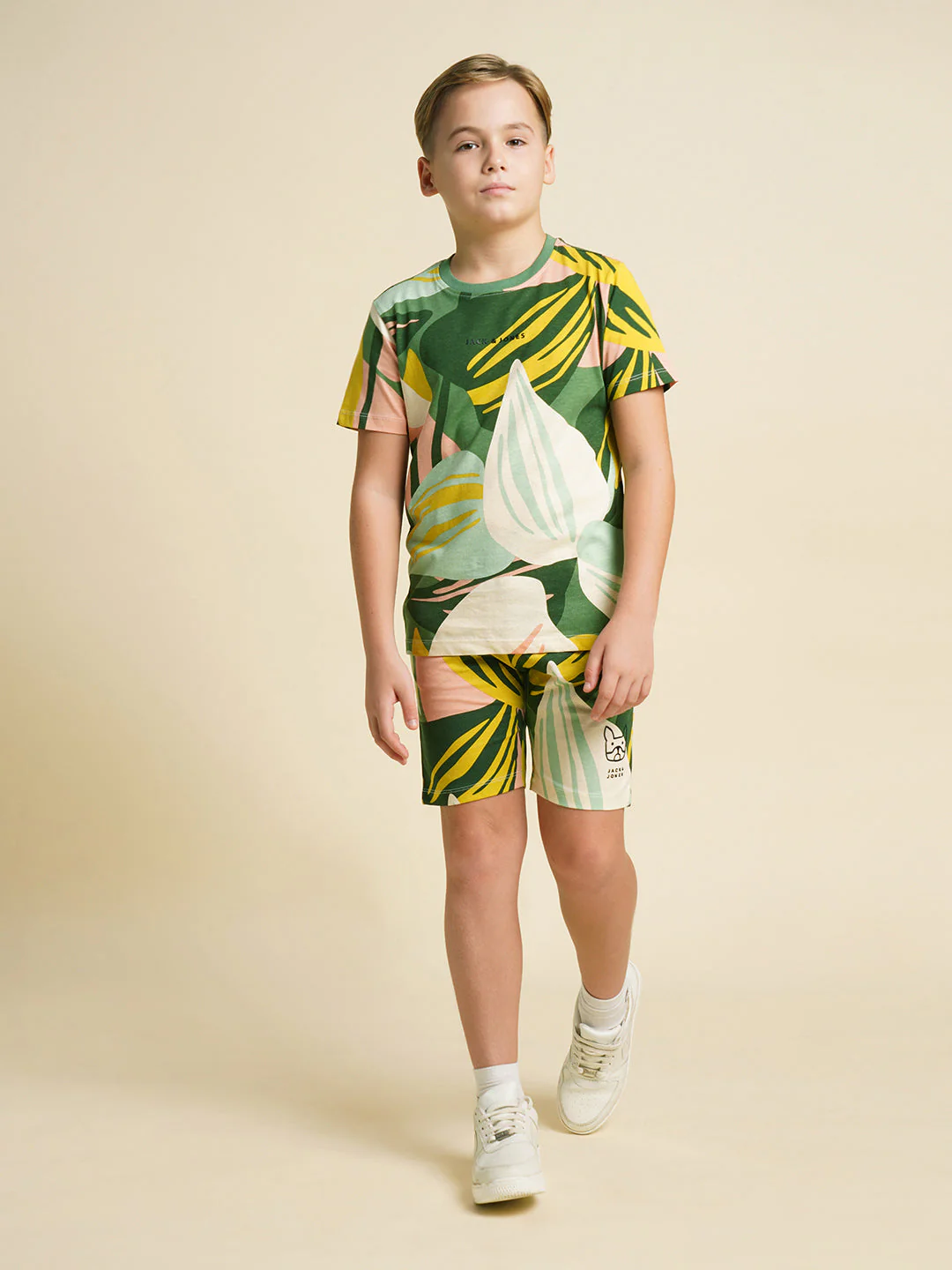 JACK&JONES JUNIOR Boys Green Tropical Print Co-ord Set Shorts - Image 5