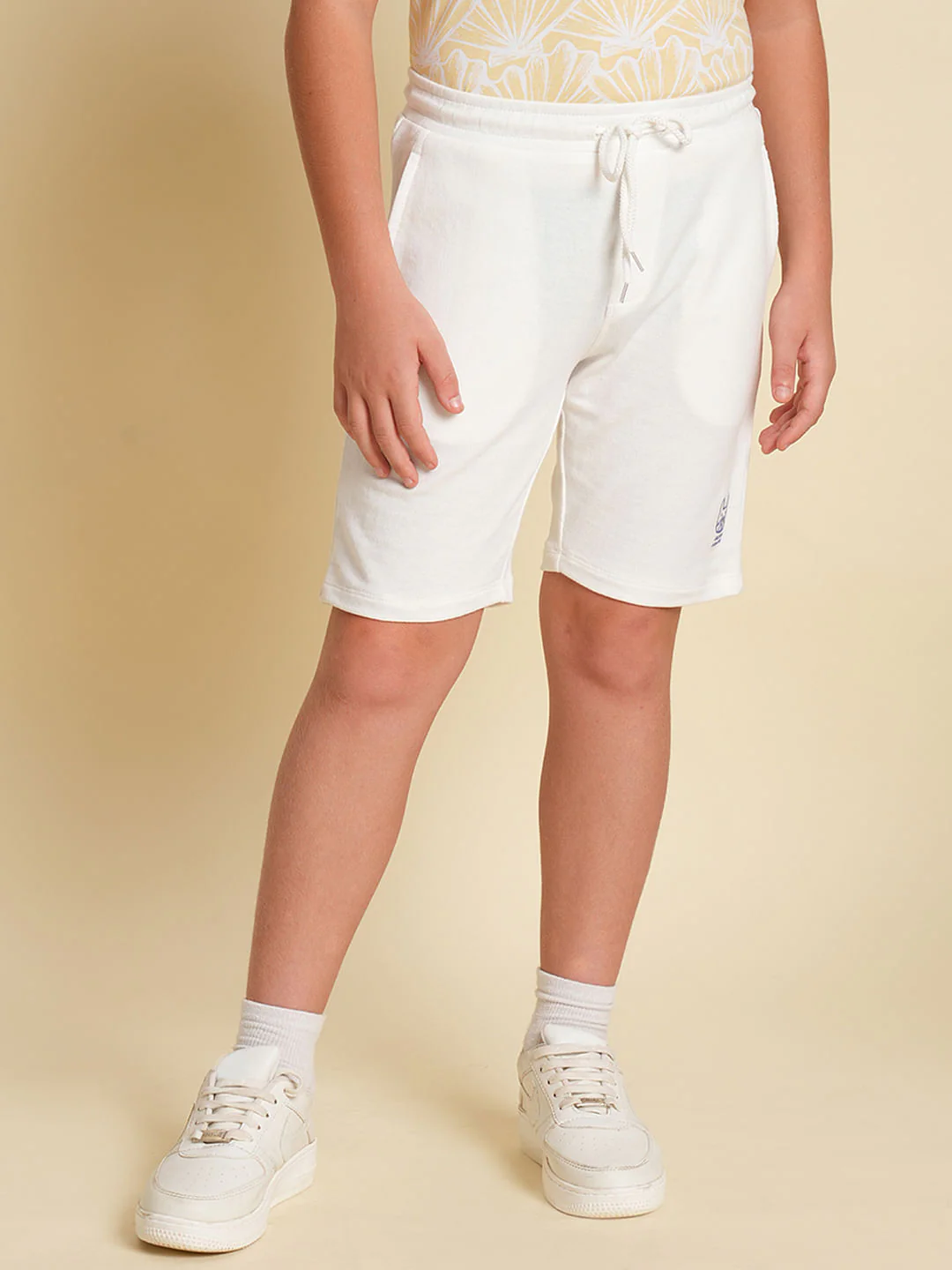Boys White Cotton Shorts - Image 2