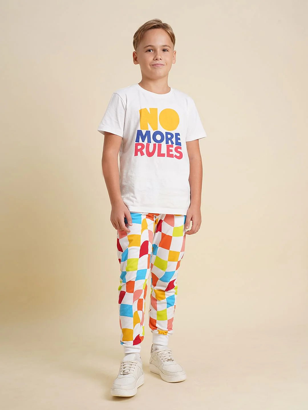 Boys White Check Sweatpants - Image 5