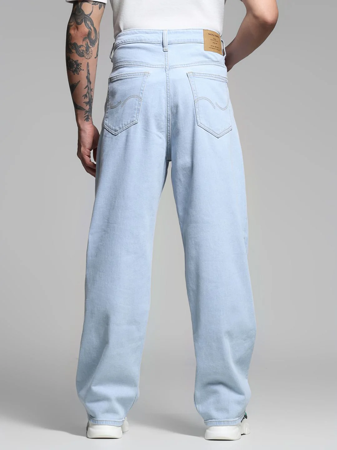 Light Blue High Rise Dario Loose Fit Jeans - Image 3