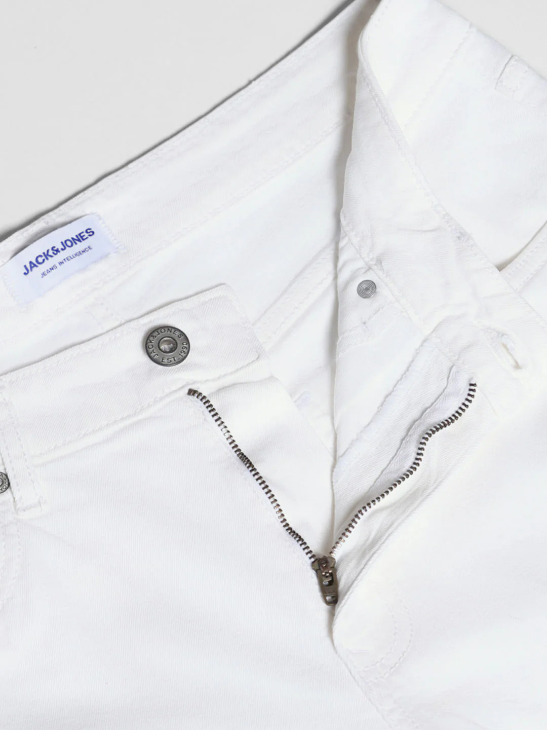 White Low Rise Tim Anti Fit Jeans - Image 5