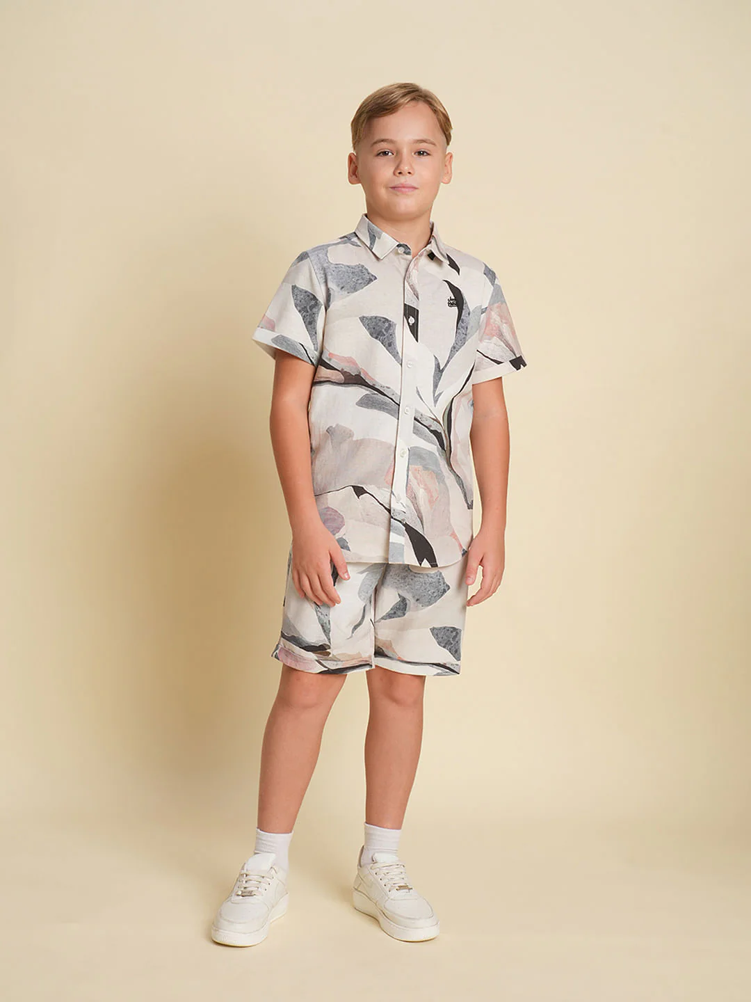 Boys White Printed Co-ord Set SHIRT - Image 5