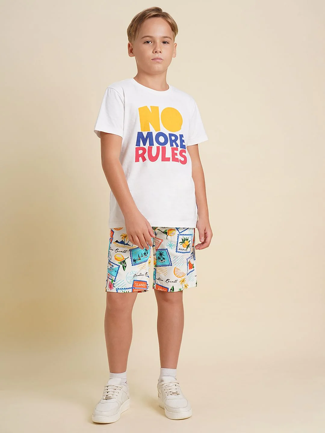 Boys White Stamp Print Co-ord Set Shorts - Image 5
