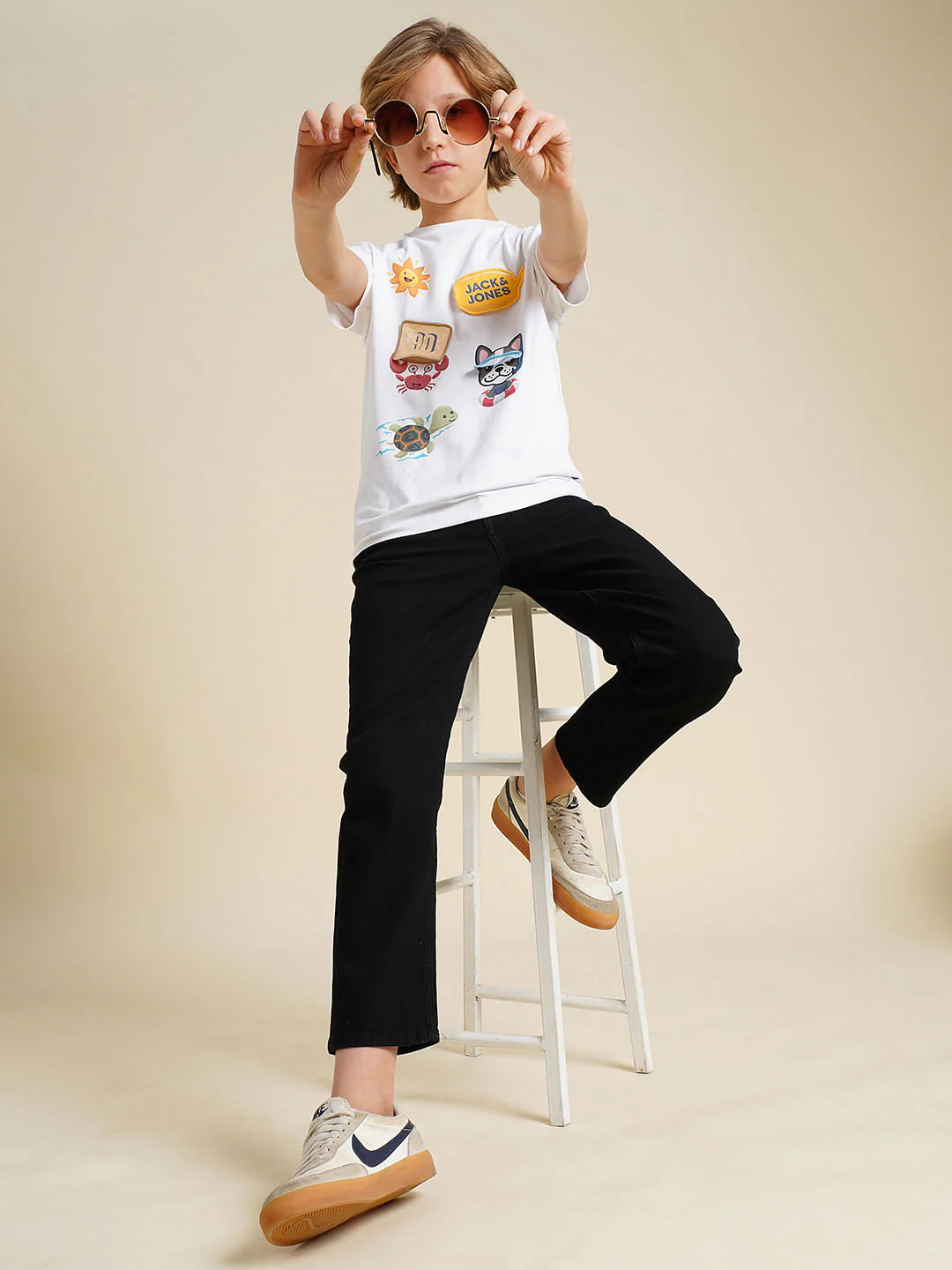 Boys Black Mid Rise Cropped Jeans