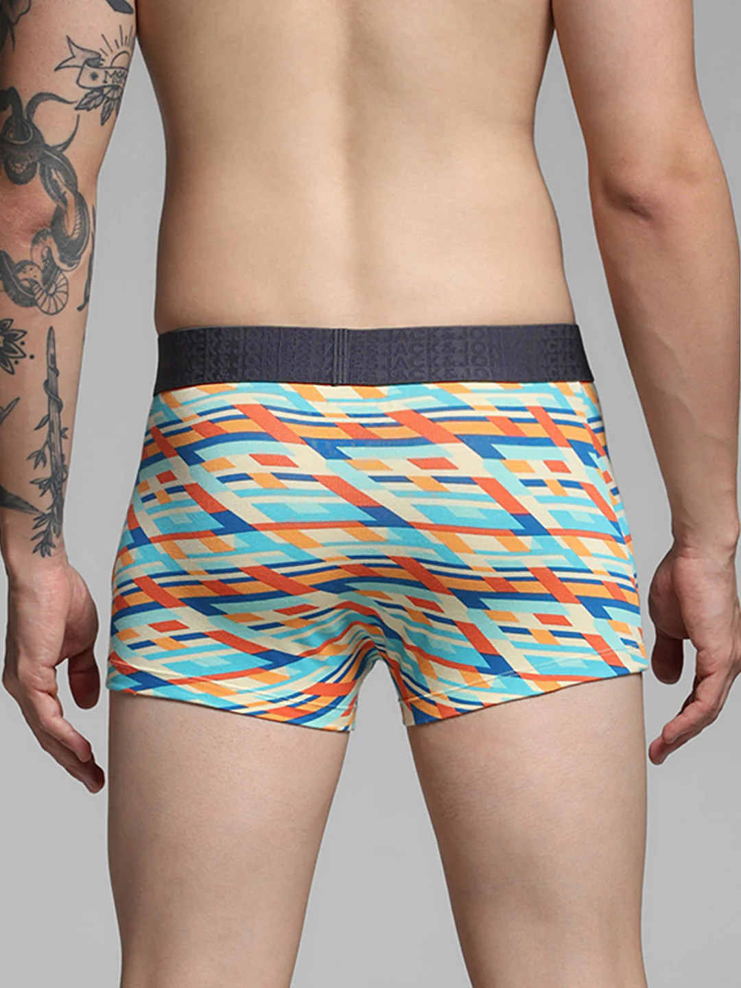 Pack of 2 Abstract Print Trunks - Image 5