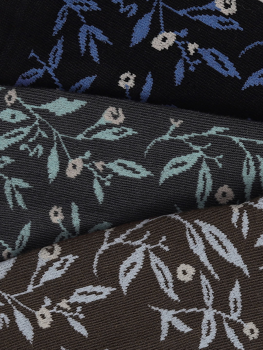 Pack Of 3 Printed Ankle Length Socks - Image 2