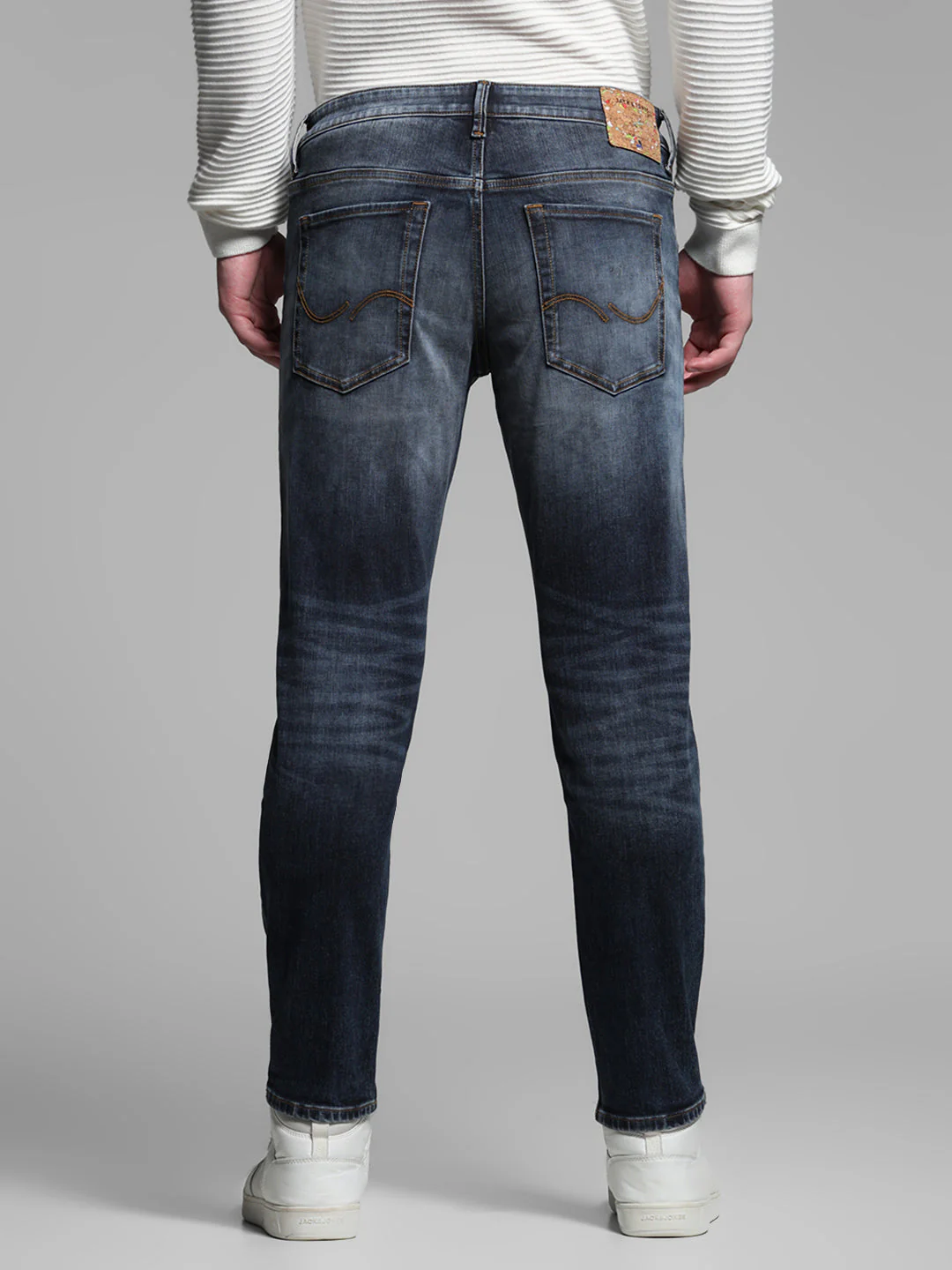 Distressed 5 Pocket Slim Fit Jeans - Image 9