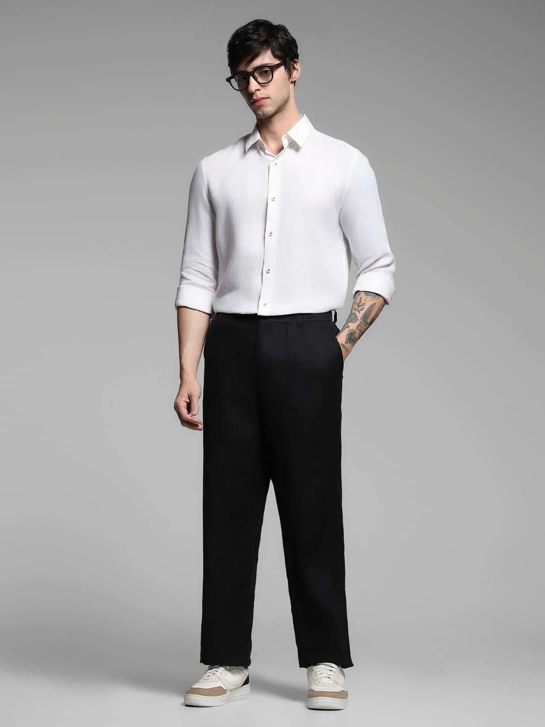 Black Mid Rise Linen Chinos - Image 6
