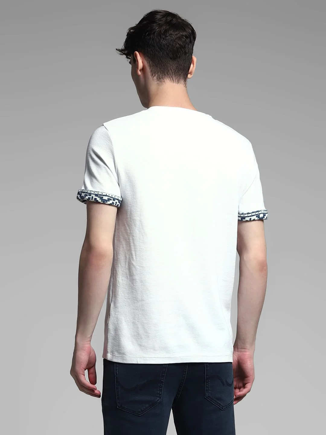 White Embroidered Print Cotton T-shirt - Image 4