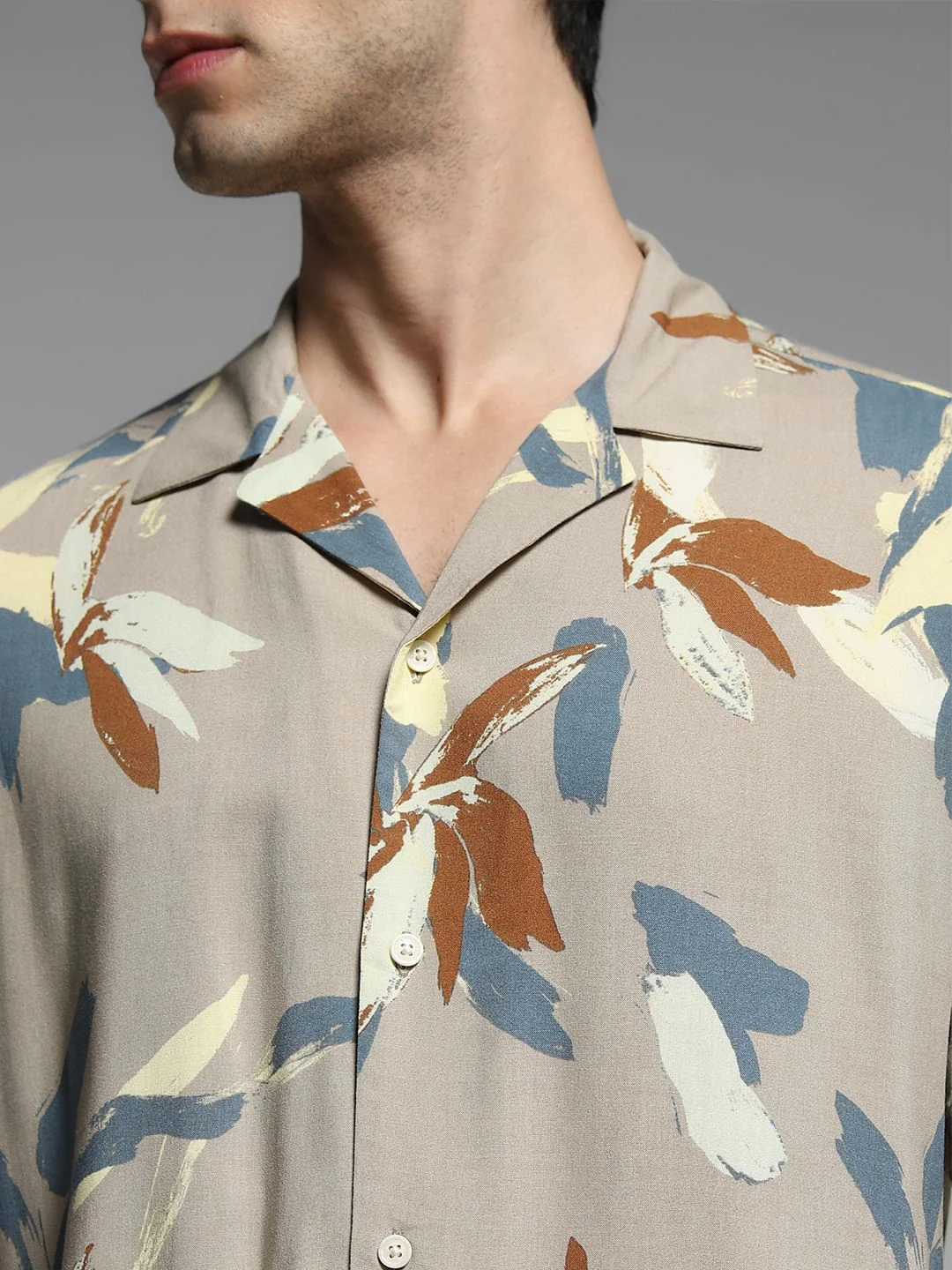 Beige Abstract Print Viscose Shirt - Image 5