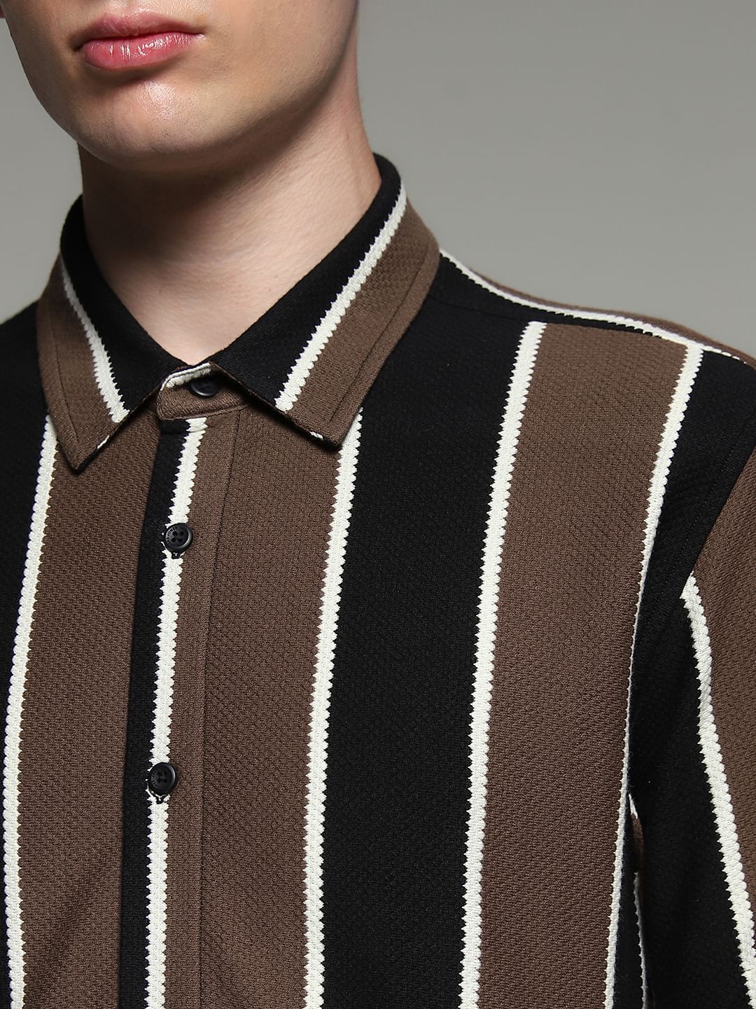 Black Striped Resort Collar Shirt - Image 5