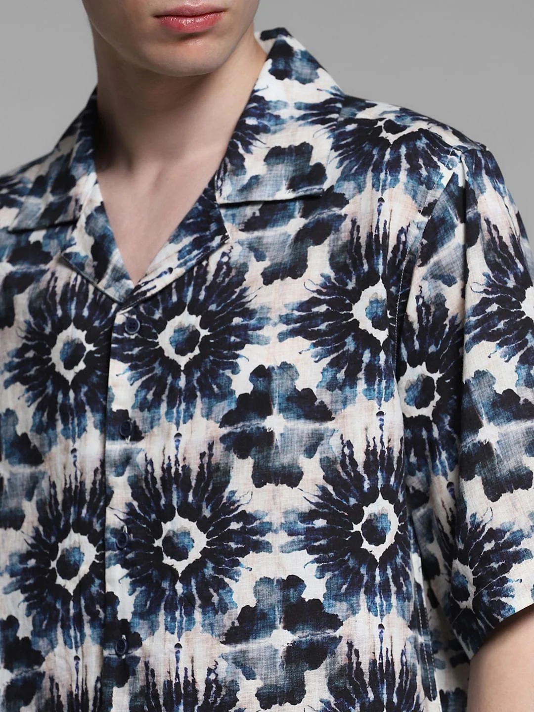 Black Printed Oversized Shirt - Image 5