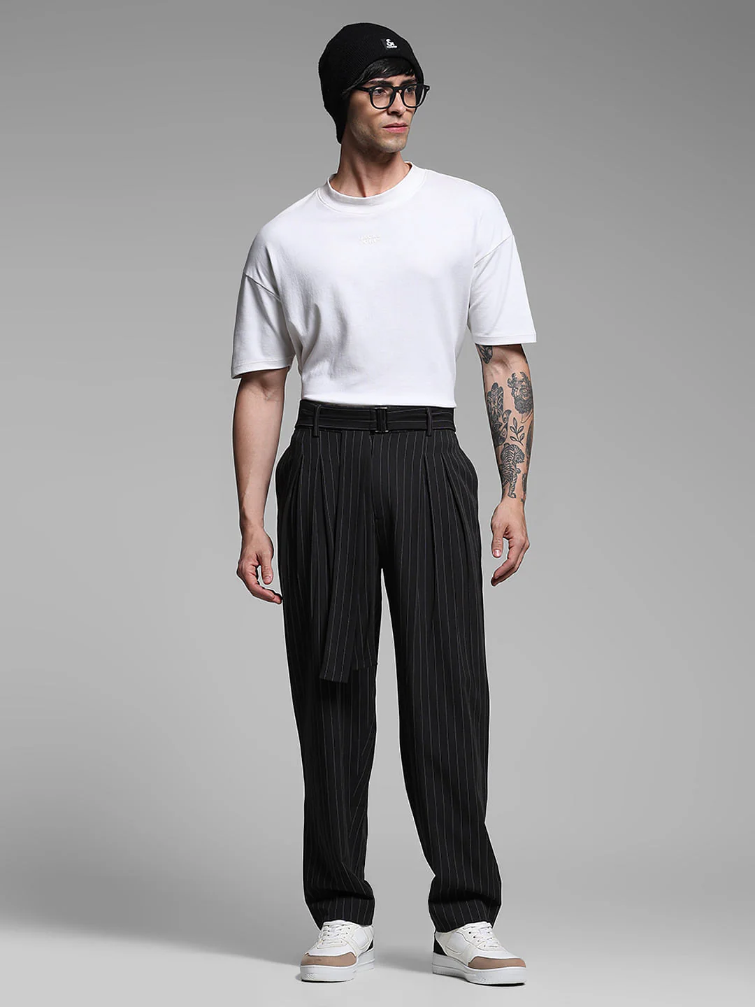 Black Waist Tie Up Striped Pants - Image 6