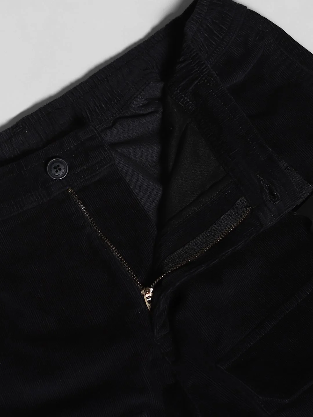 Black Mid Rise Loose Fit Pants - Image 5