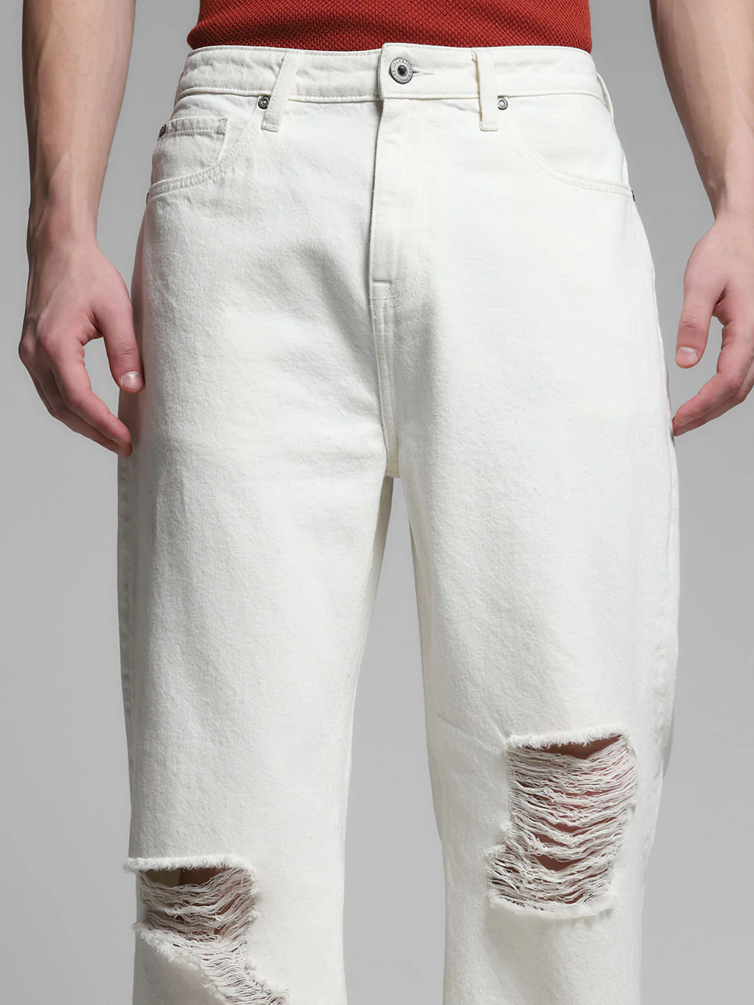 Ecru Distressed Dario Loose Fit Jeans - Image 4
