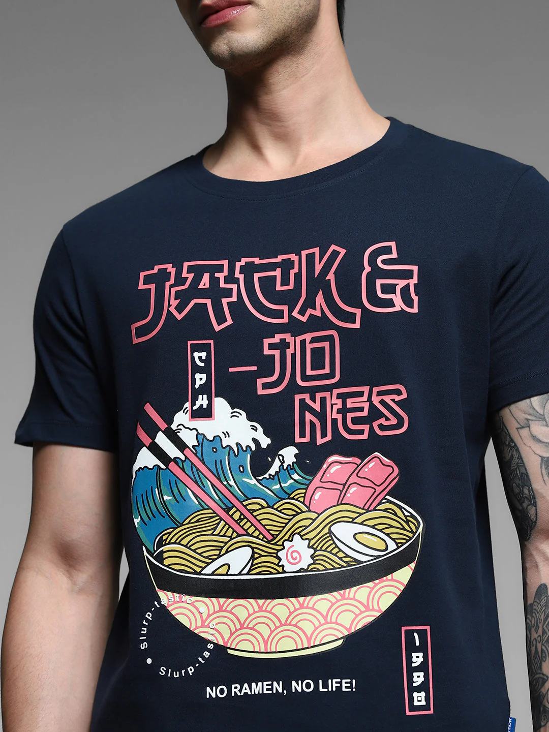 Navy Blue Ramen Print T-shirt - Image 5