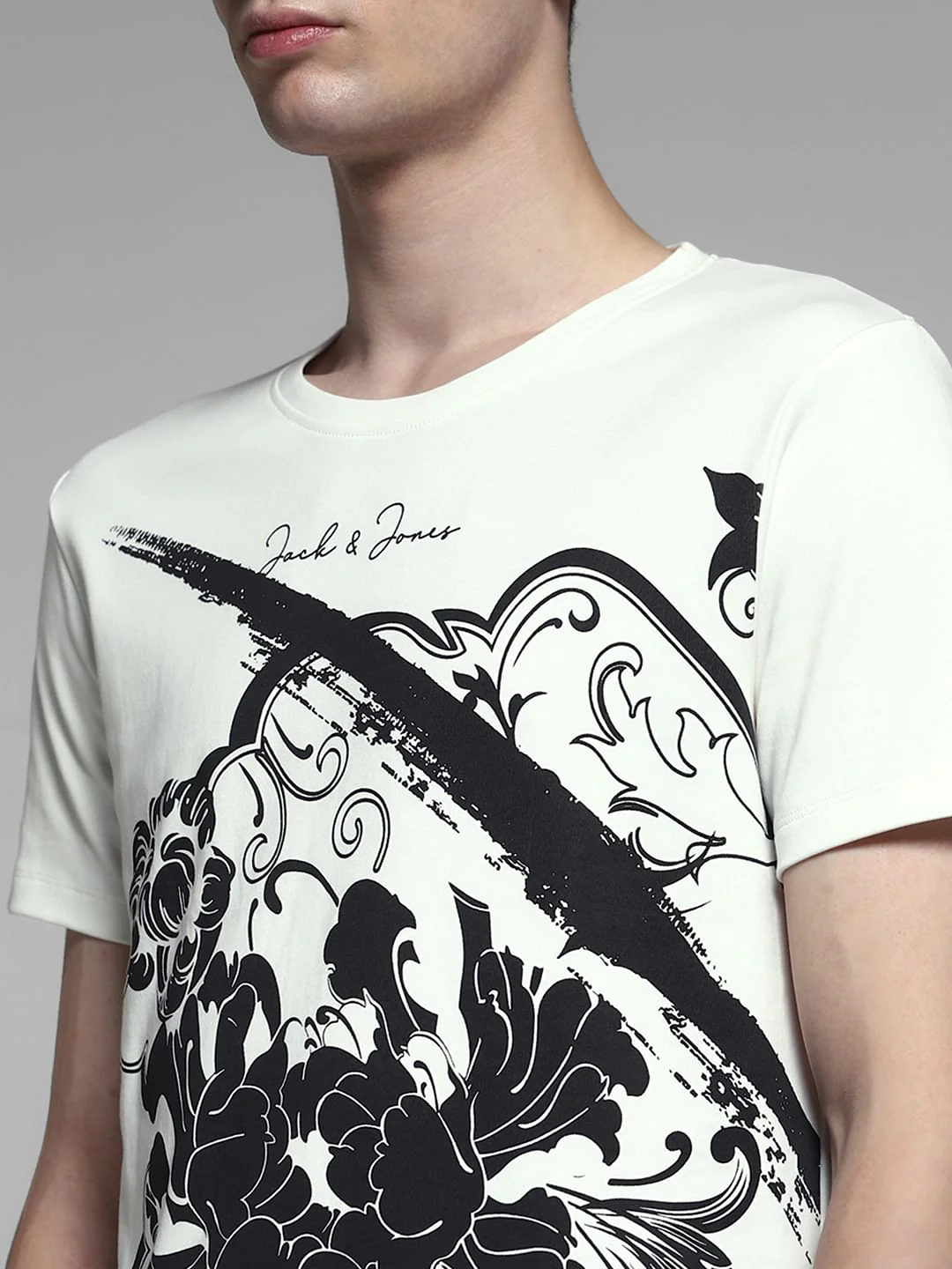 White Graphic Print Cotton T-shirt - Image 5