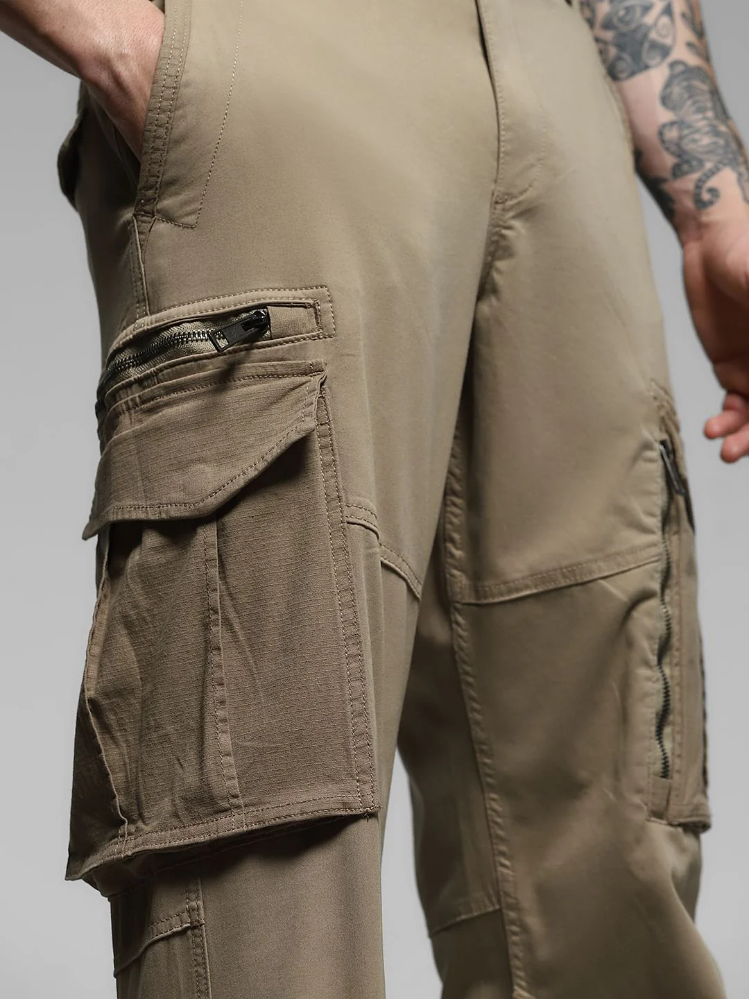 Brown Yarn Dyed Cargo Pants - Image 4