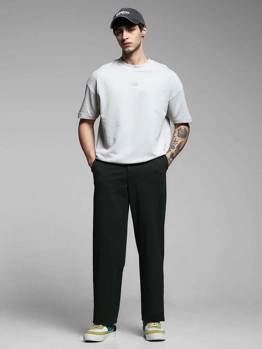 Olive Mid Rise Regular Fit Pants - Image 7