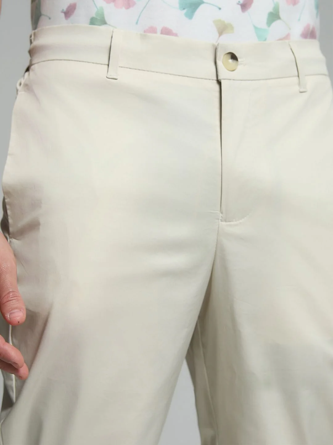 Light Green Mid Rise Pants - Image 4