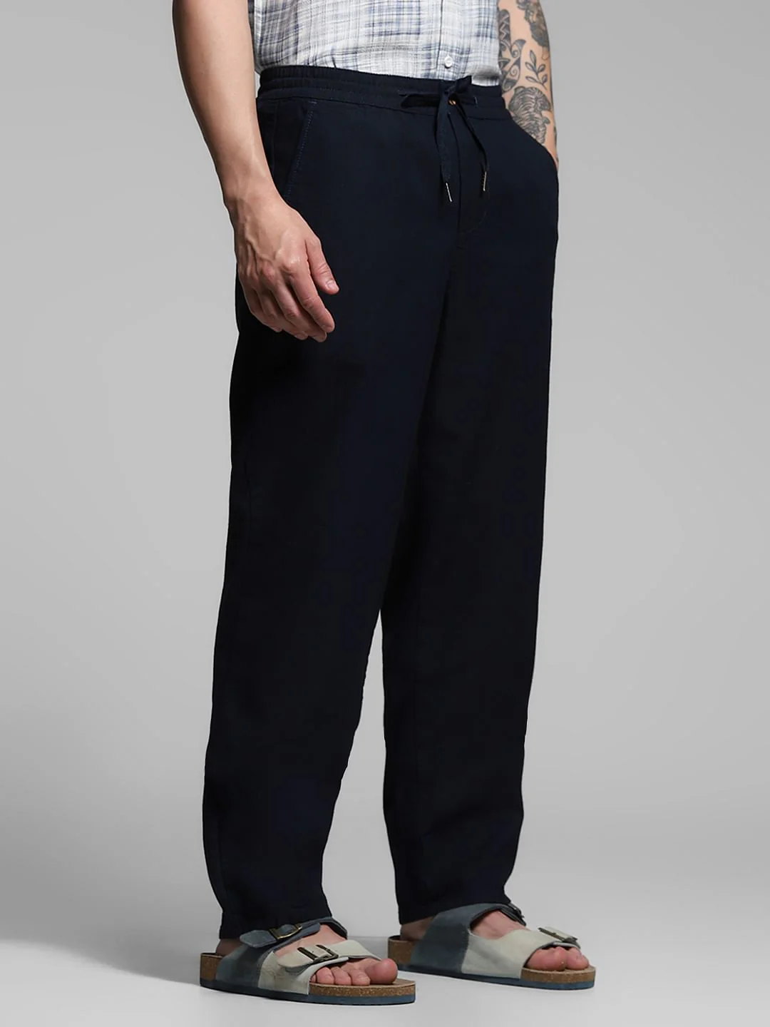 Navy Blue Mid Rise Slim Fit Pants - Image 2