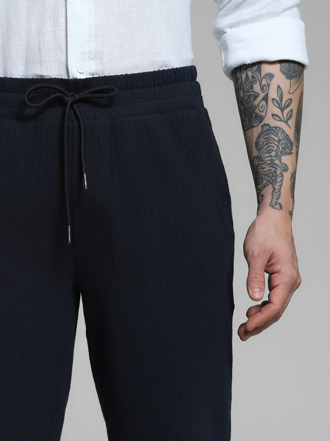 Navy Blue Mid Rise Cotton Shorts - Image 4