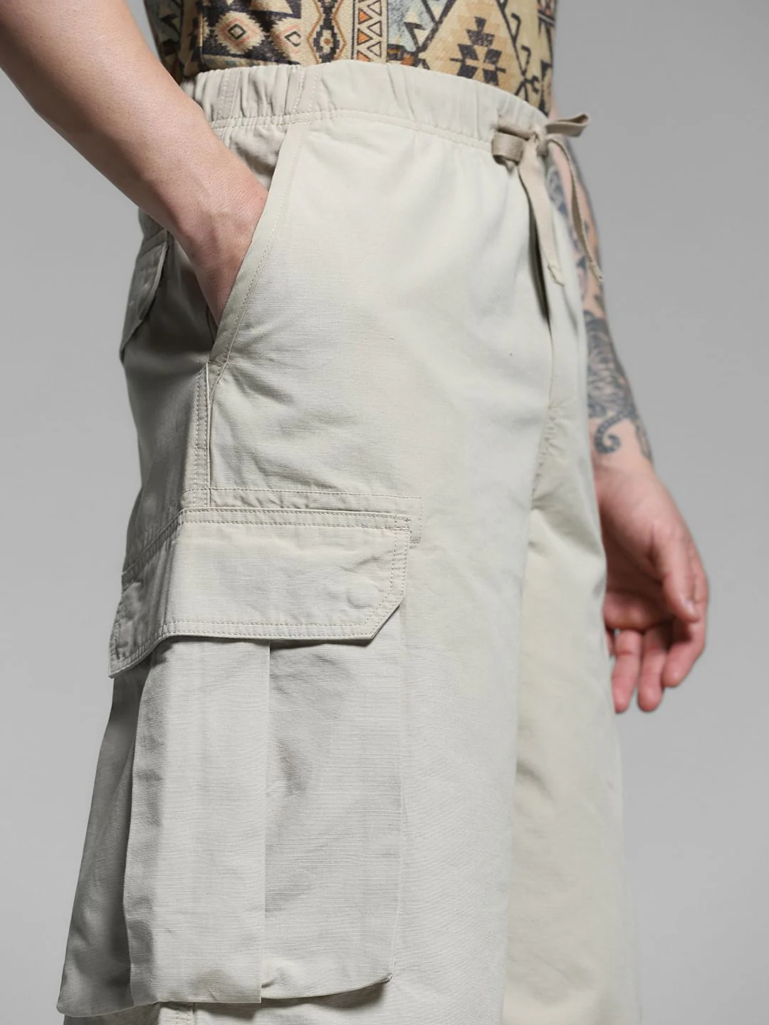Beige Mid Rise Cargo Jogger Shorts - Image 4