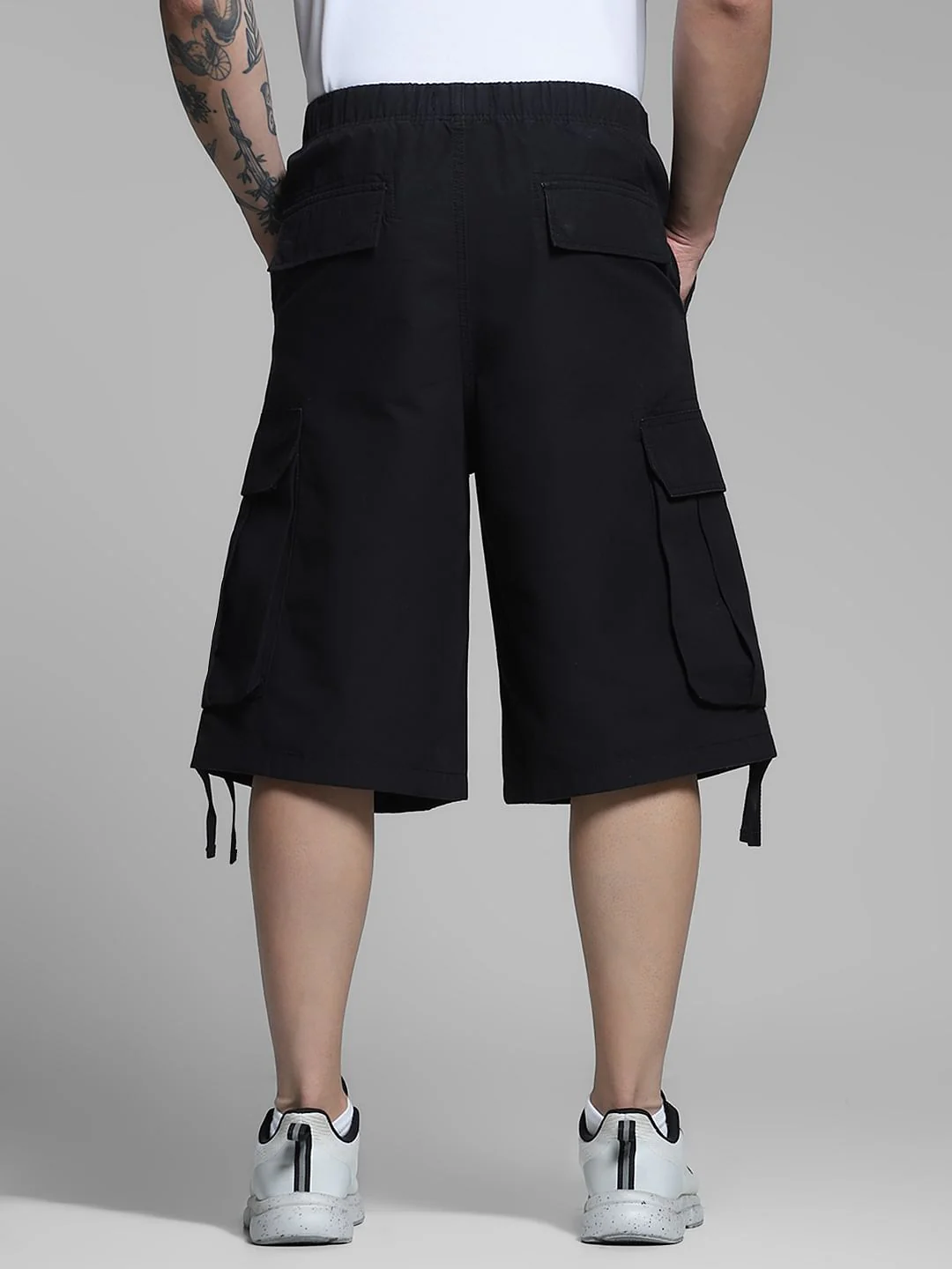 Black Mid Rise Cargo Jogger Shorts - Image 3