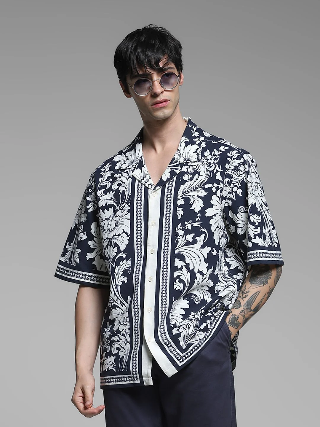 Black Floral Resort Collar Oversized Shirt