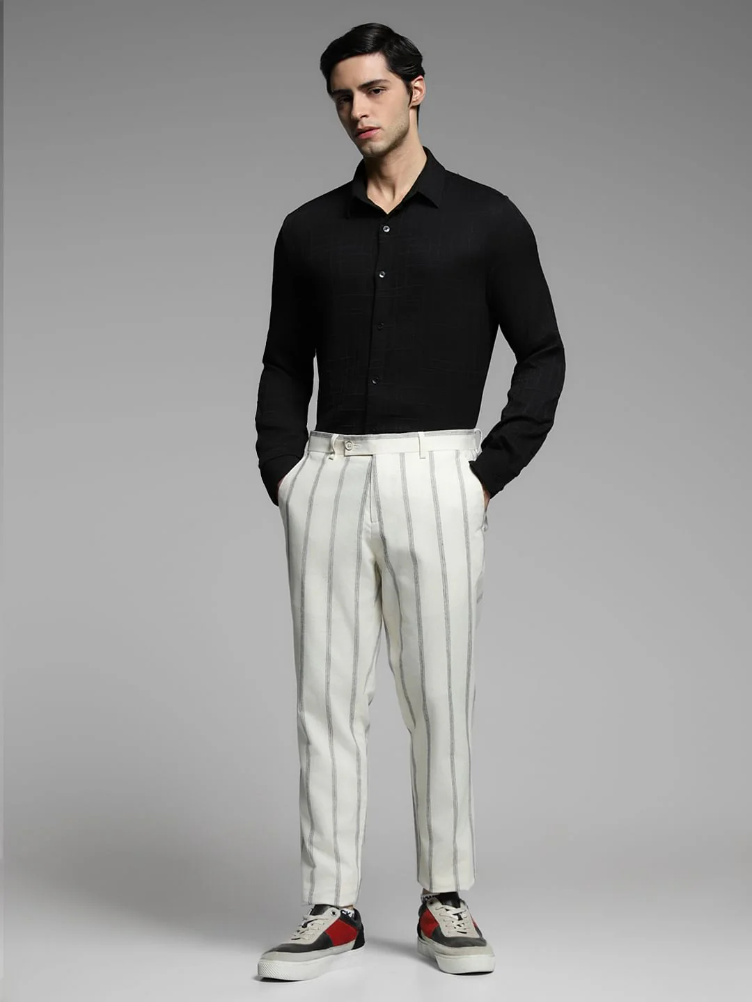 Black Full Sleeves Knitted Shirt - Image 6