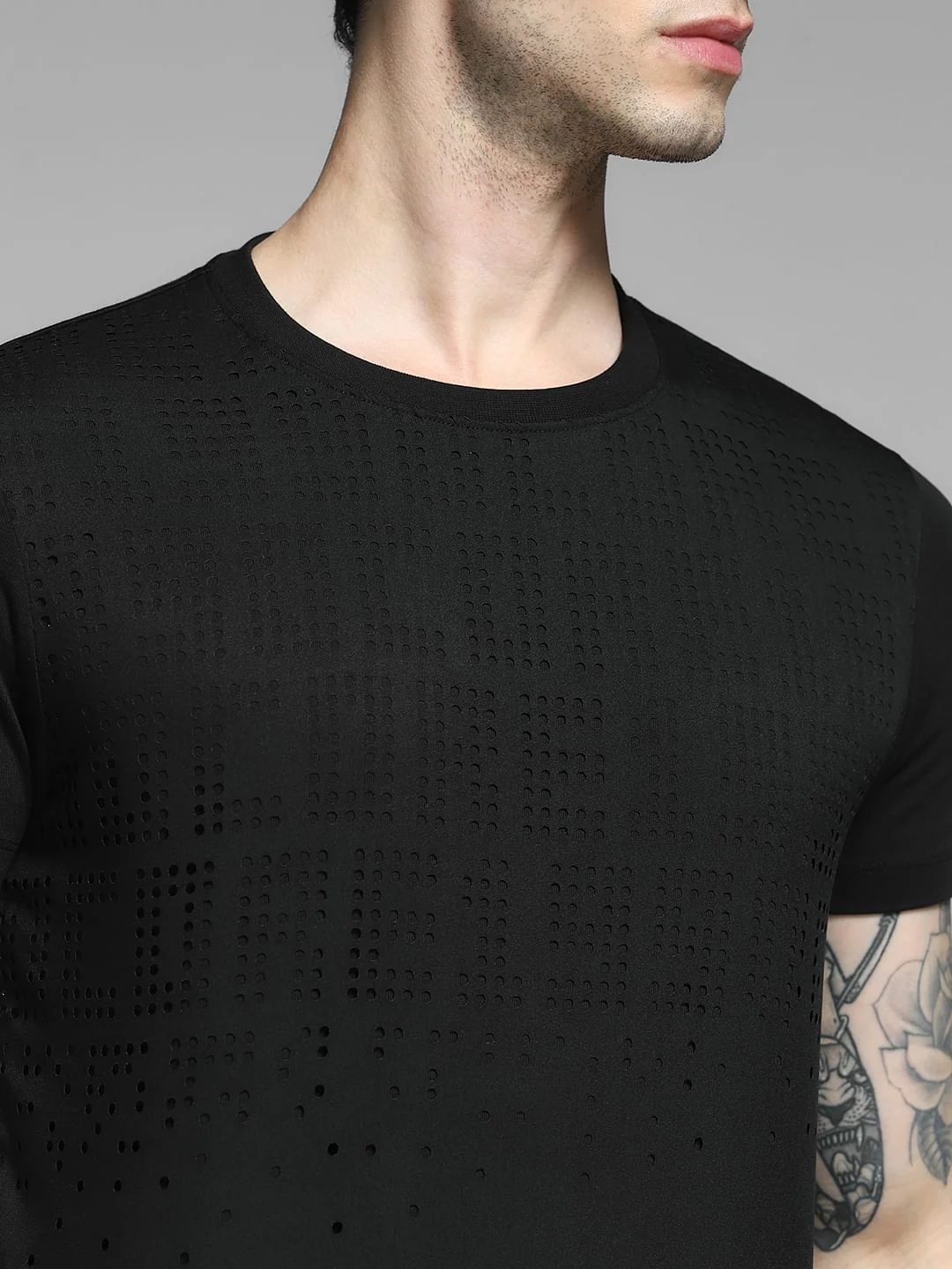 Black Cotton Crew Neck T-shirt - Image 5