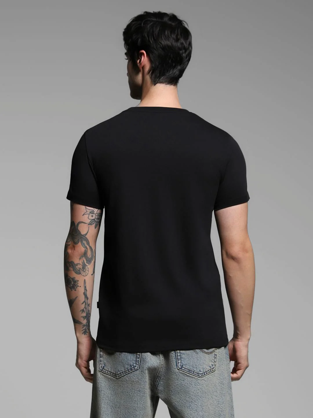 Black Graphic Print Cotton T-shirt - Image 4