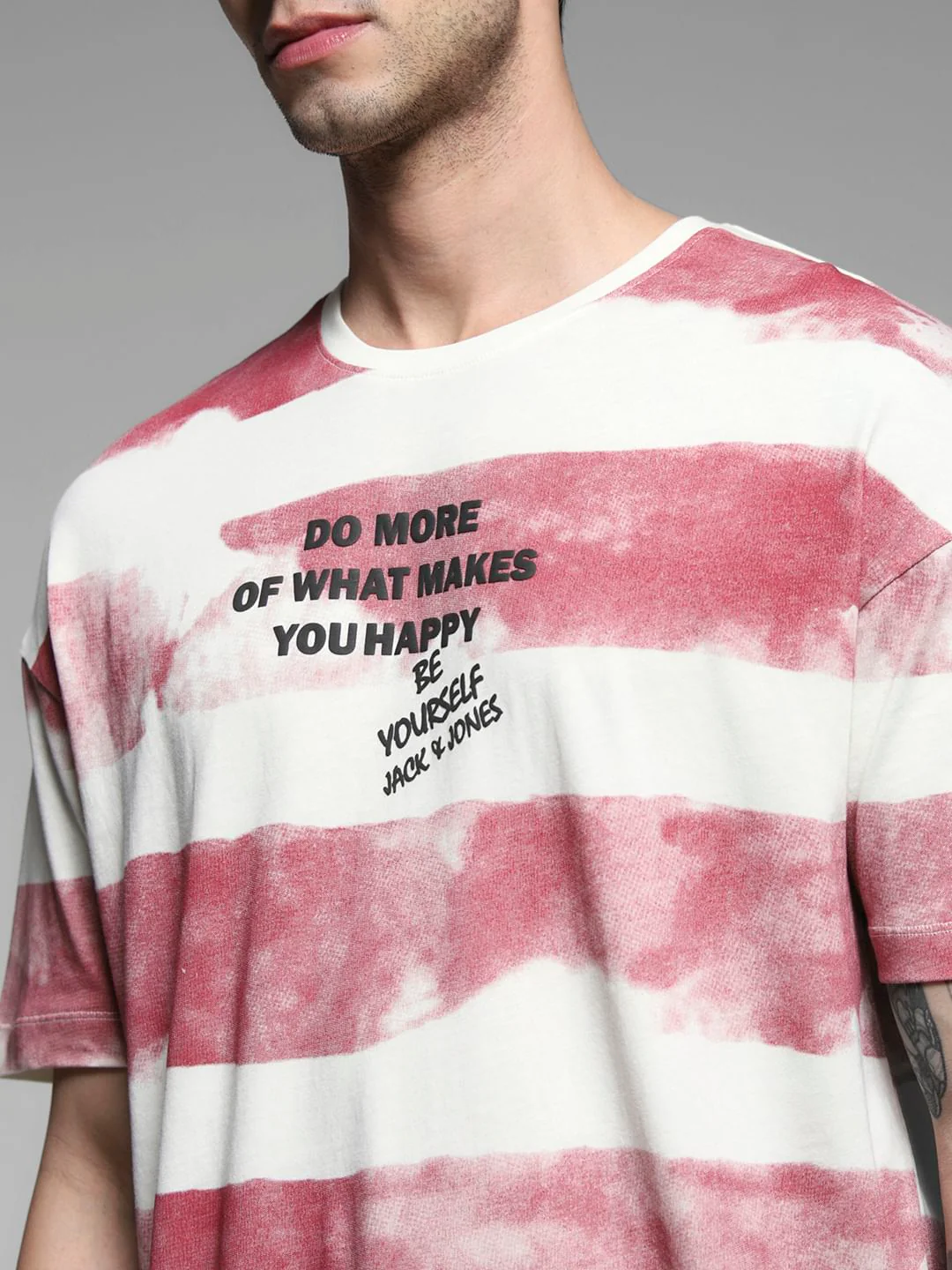 Red Colourblocked Cotton T-shirt - Image 5