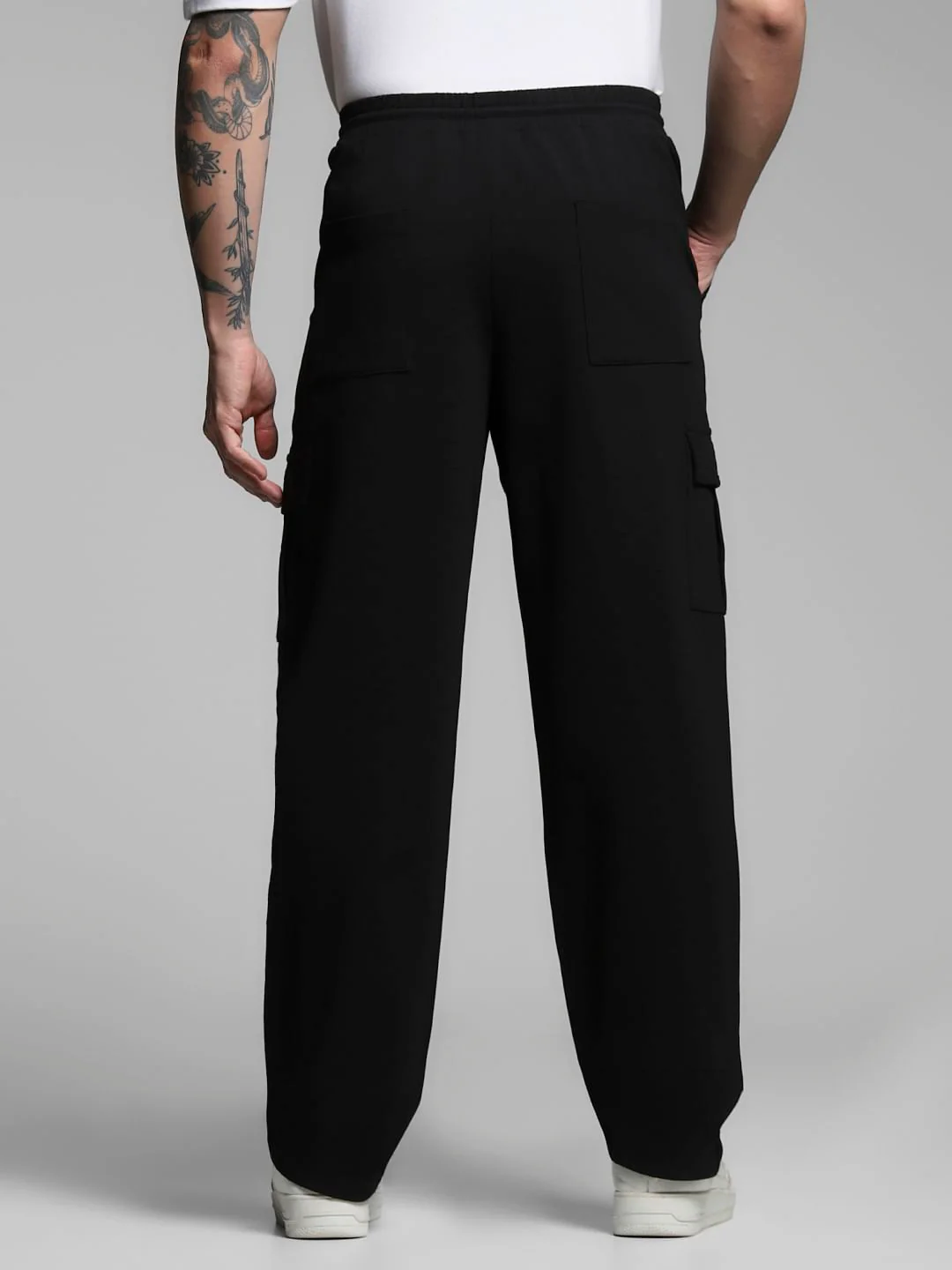 Black Mid Rise Cargo Pants - Image 3