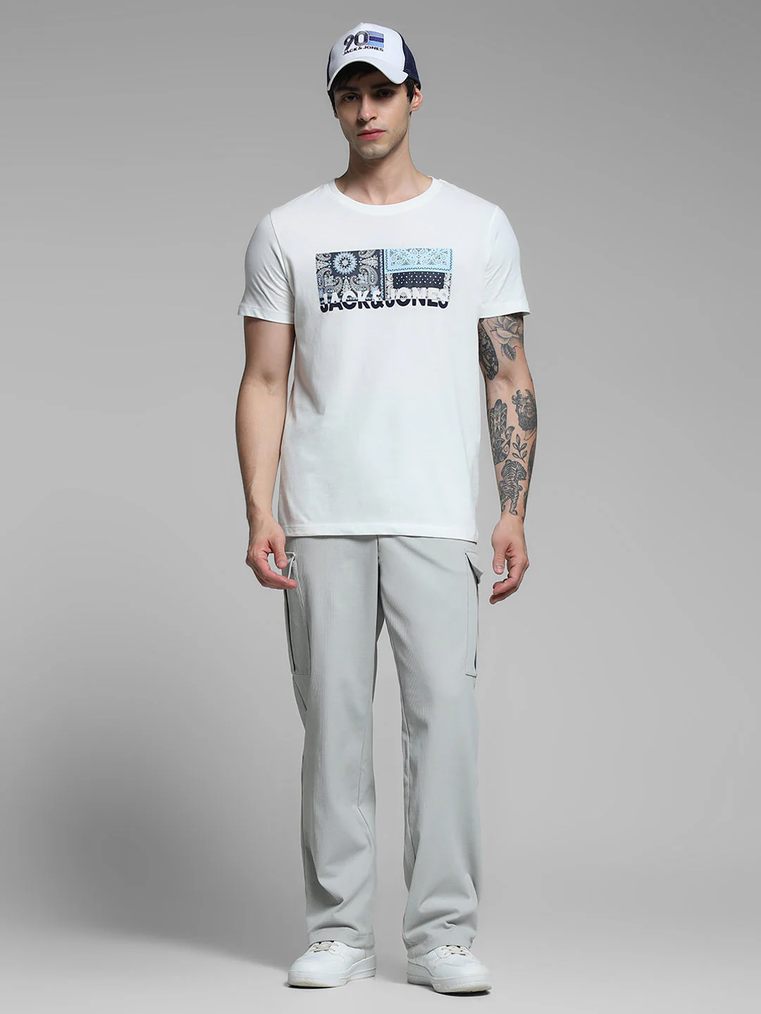 Grey Mid Rise Regular Fit Cargos - Image 5