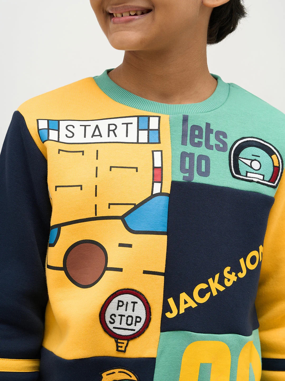 Boys Printed Colourblocked Sweatshirt - Image 6