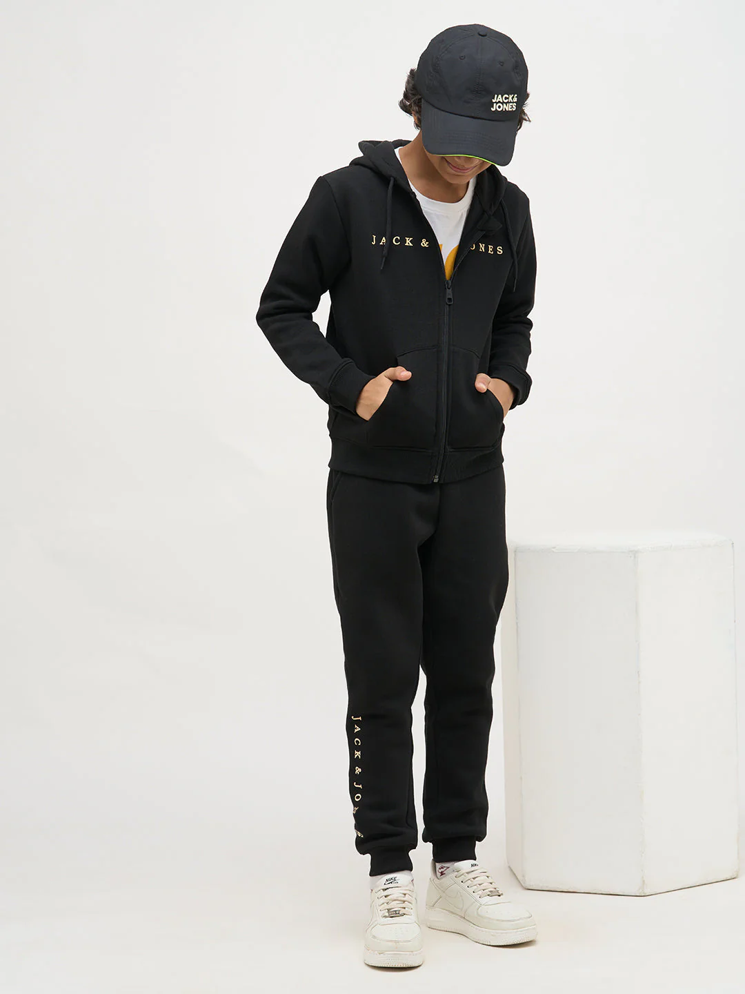 Boys Logo Text Sweatpants - Black