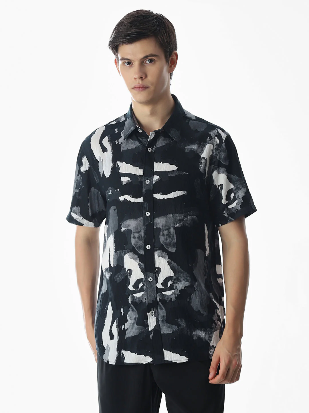 Comfort Fit Printed Shirt - Image 2