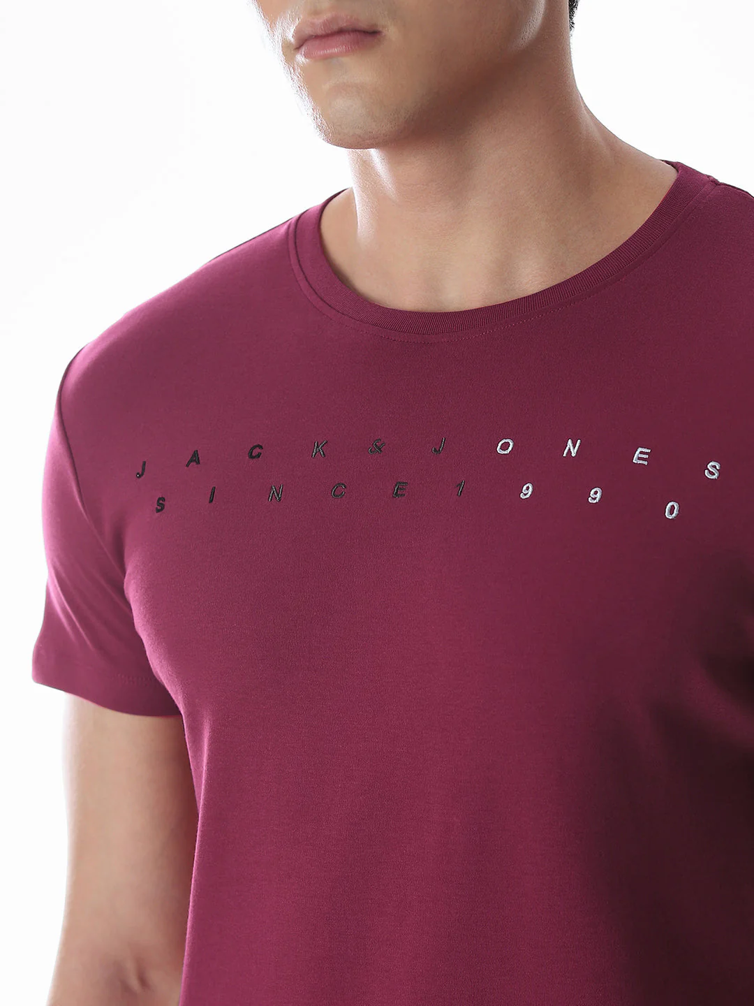 Embroidered Print T-Shirt - Maroon - Image 5