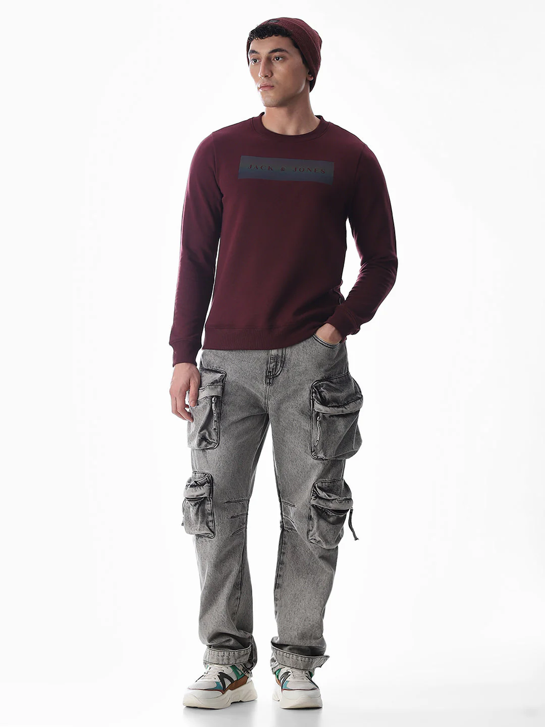 Wine Printed Regular Fit Sweatshirt - Image 6