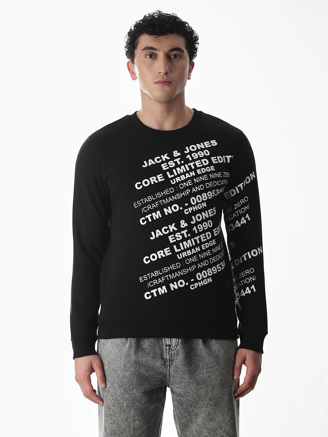 Non-Hooded Printed Sweatshirt - Black - Image 8