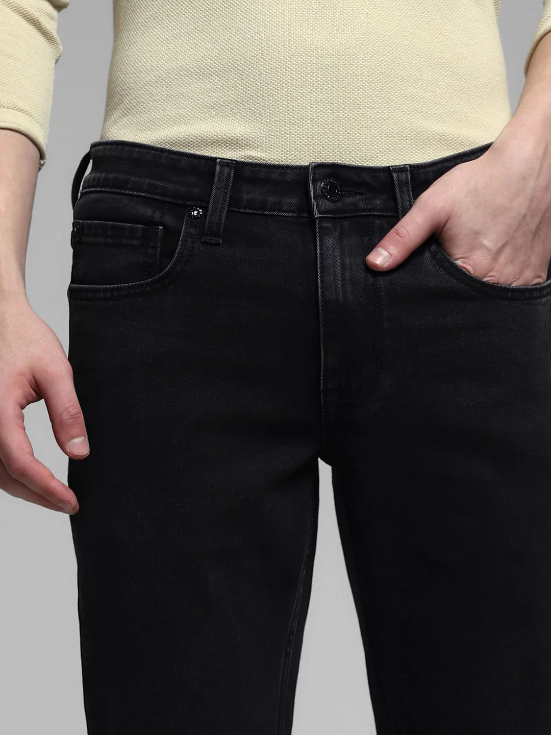 Black Mid Rise Brak Slim Fit Jeans - Image 4