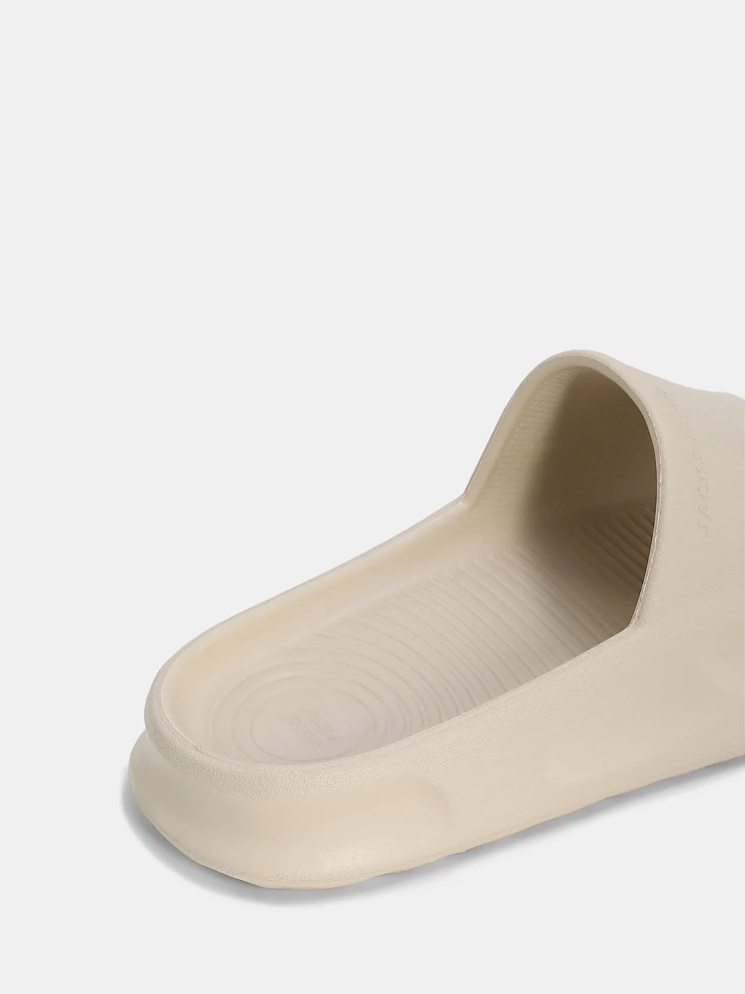 Beige Moulded Pool Sliders - Image 8
