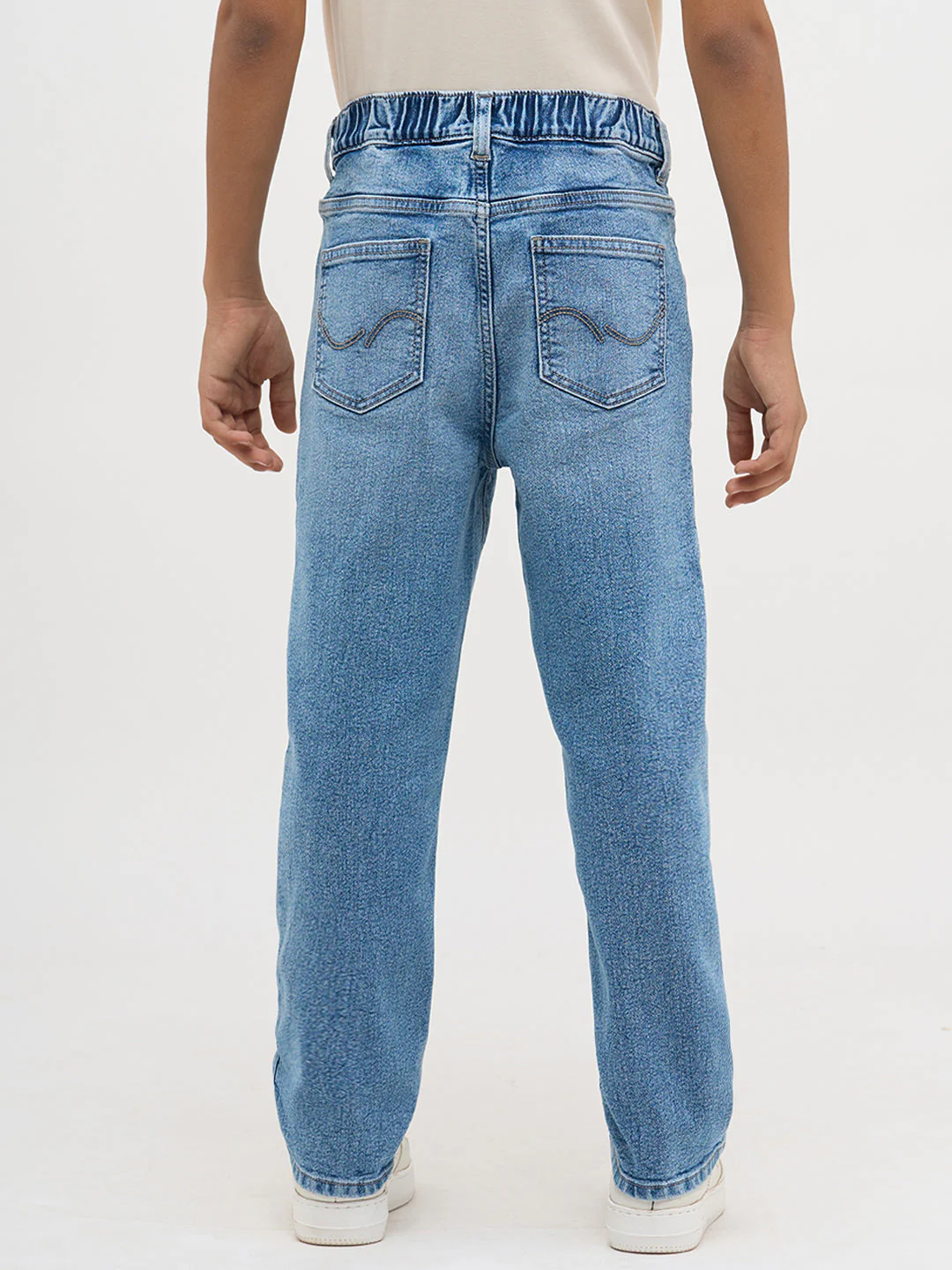 Light Blue Patch Pocket Loose Fit Jeans - Image 9