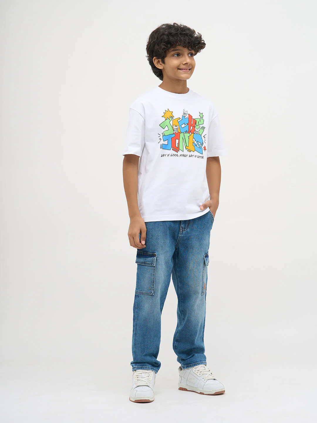 Light Blue Washed Loose Fit Jeans - Image 5