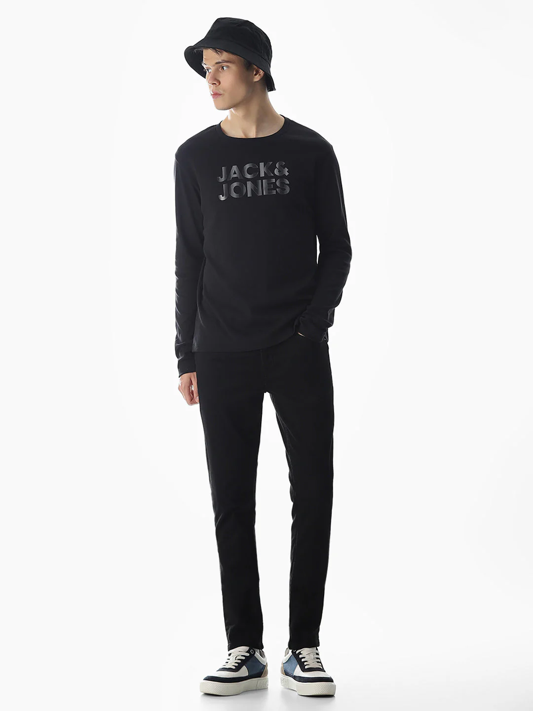 Logo Print Full Sleeves T-shirt - Black - Image 6