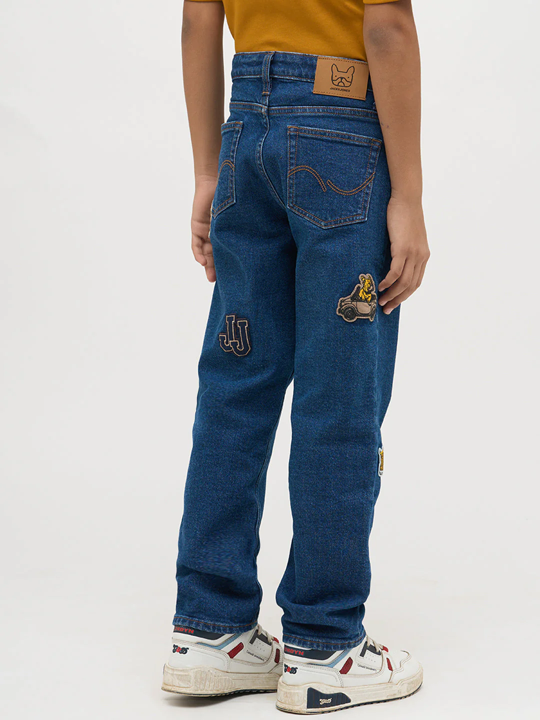 Boys Applique Print Loose Fit Jeans - Image 4